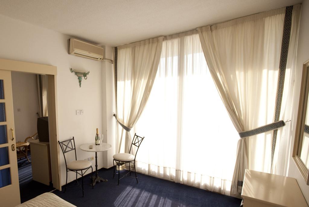 Sylva Hotel Limassol Room photo